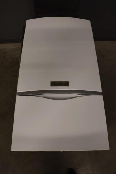 Vaillant atmoTEC exclusiv VCW DE 204/4-7-HL Gas-Kombi-Therme 20kW Bj.2008 Kamin