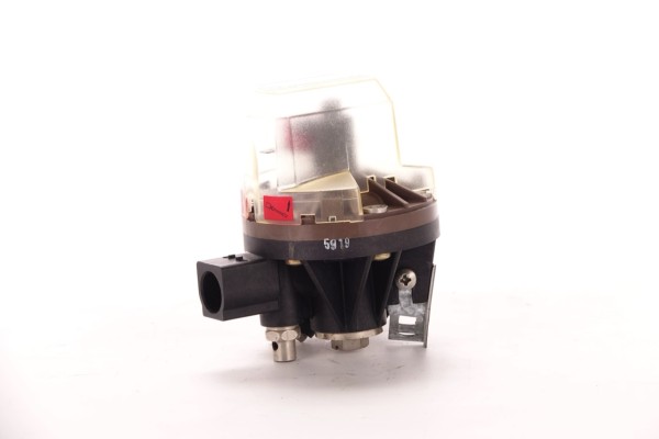 Vaillant Wasserschalter - 011261