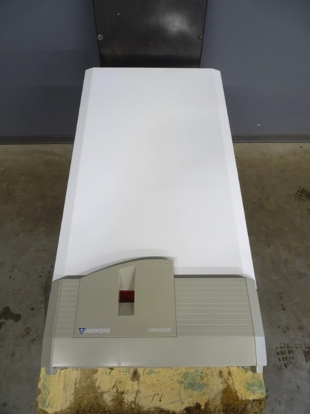 Junkers Cerastar ZWR 24-5 KE 23 S0092 Gas-Kombi-Therme 18 kW Heizung Bj.2000