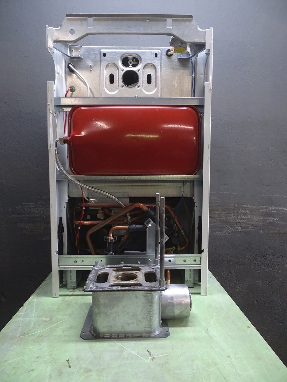 Junkers Cerastar ZWN 18-7 AME 21 Gas-Kombi-Therme 18kW Heizung Bj.2011 ...