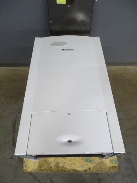 Junkers Cerastar ZSN 18-7 AME 23 Gas-Heiz-Therme 18kW Heizung Bj.2015