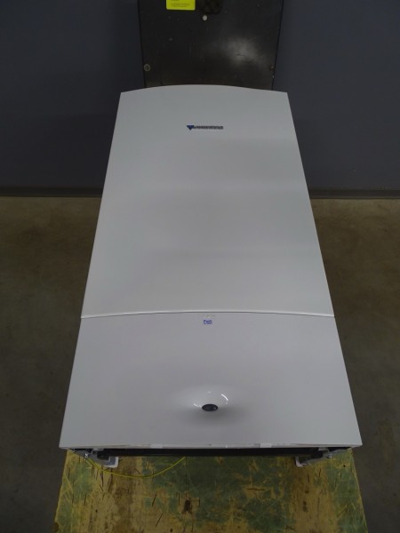 Junkers Cerastar Comfort ZWR 18-7 KE 23 Gas-Kombi-Therme 18kW Heizung Bj.2017