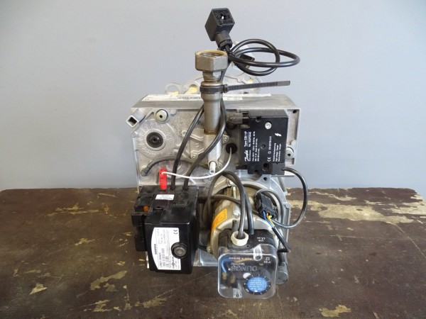 Viessmann Vitoflame VGA II-2 Gas-Gebläse-Brenner 68,5 kW Heizung Bj.2007