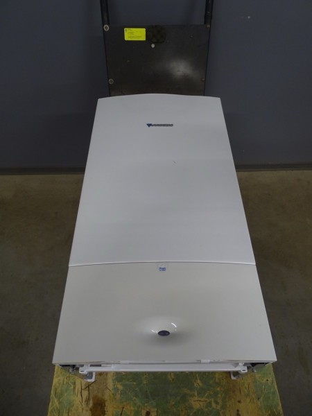 Junkers Cerastar ZSN 18-7 KE 23 S0092 Gas-Heiz-Therme 18kW Heizung Bj.2012