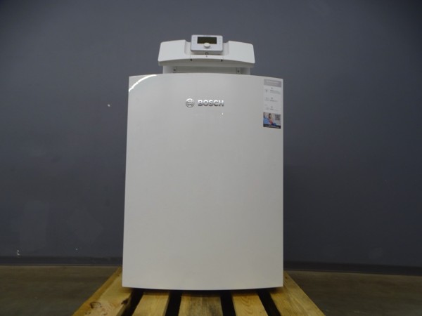Junkers Bosch Condens GC7000F 40 23 Gas-Brennwert-Kessel 40kW Heizung Bj.2021