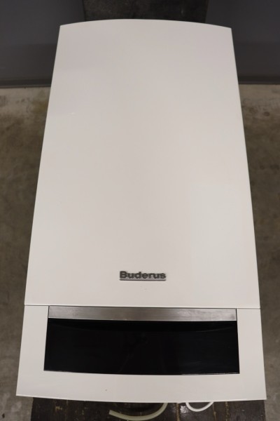 Buderus Logamax Plus GB172-24K Gas-Brennwert-Kombi-Therme 24kW Heizung Bj.2018