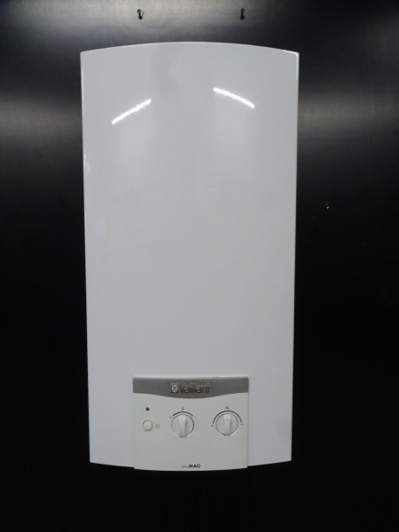 Vaillant Geyser MAG atmoMAG 11-0/1 XI H Gas-Durchlauferhitzer 20kW Bj.2017