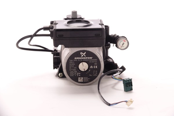 Grundfos Umwälzpumpe Heizungspumpe UPM2 15-70 130 - 98096962 / 7736700691