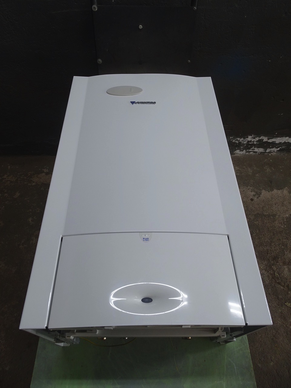 Junkers Cerastar ZWN 18-7 AME 21 Gas-Kombi-Therme 18kW Heizung Bj.2011 ...