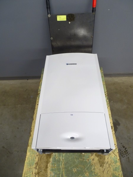Junkers Ceramini ZSR 5/10-7 KE 23 S0092 Gas-Heiz-Therme 10kW Heizung Bj.2023