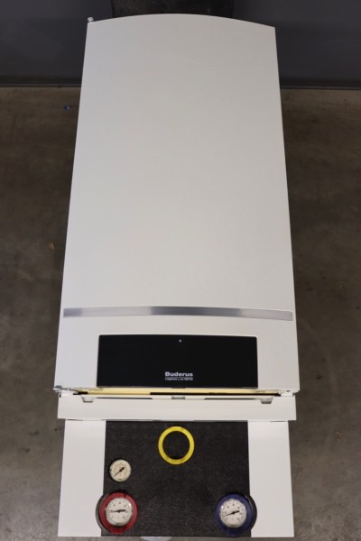 Buderus Logamax Plus GB162-50 Gas-Brennwert-Heiz-Therme 50kW Heizung Bj.2010