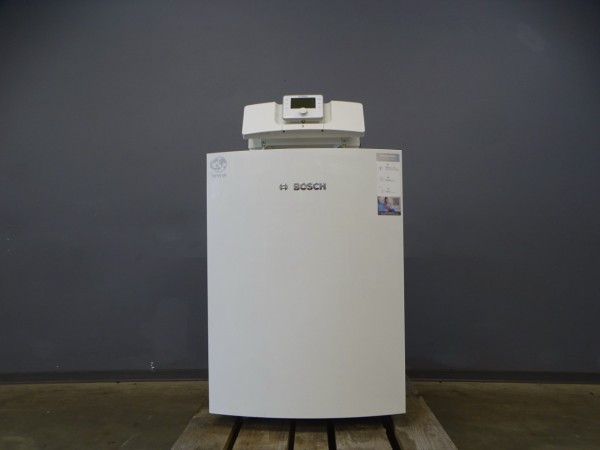 Junkers Bosch Condens GC7000F 50 23 Gas-Brennwert-Kessel 50kW Heizung Bj.2018