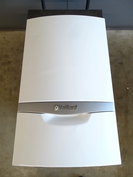 Vaillant ecoTEC plus VC DE 146/5-5 R5 Gas-Brennwert-Heiz-Therme 14kW Bj.2016