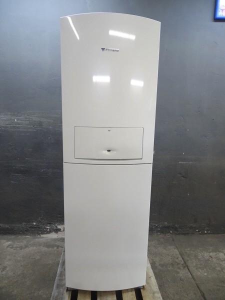 Junkers CerapurModul ZBS 14/210 S-3 MA 23 Solar Gas-Brennwert-Kompaktgerät Bj.10