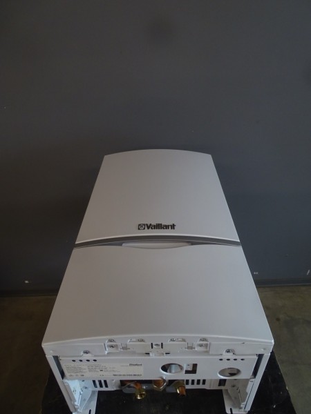 Vaillant atmoTEC exclusiv VC DE 104/4-7 A-H Gas-Heiz-Therme 10kW Bj.15