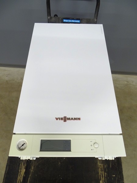 Viessmann Vitodens 100-W B1KC-26 Gas-Brennwert-Kombi-Therme 26kW Heizung Bj.2018