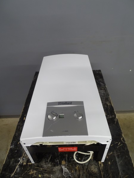 Vaillant turboMAG 11-2/0 L R1 Gas-Durchlauferhitzer 20kW Wasserheizer Bj.2014