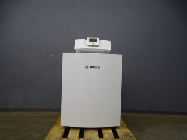 Junkers Bosch Olio Condens OC7000F 18 Öl-Brennwert-kessel 18kW Bj.2020 Heizung