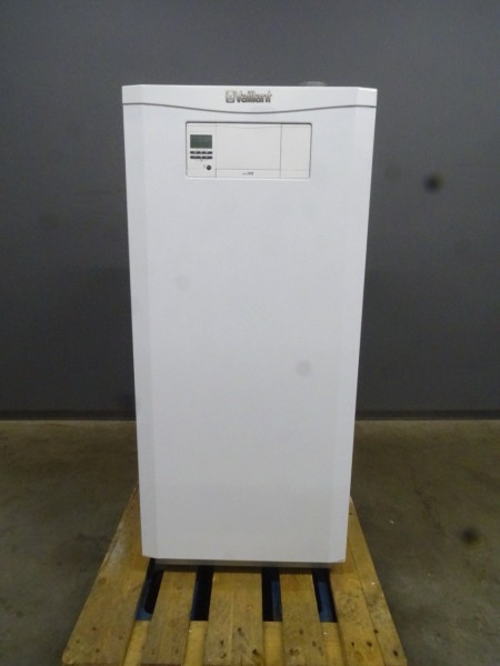 Vaillant ecoVIT VKK 186/5 (E-DE) Gas-Brennwert-Kessel 18kW Heizung Bj.2021