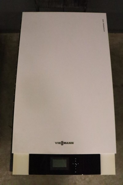 Viessmann Vitopend 200-W WH2B Gas-Kombi-Heiz-Therme RLU 24kW Heizung Bj.2013
