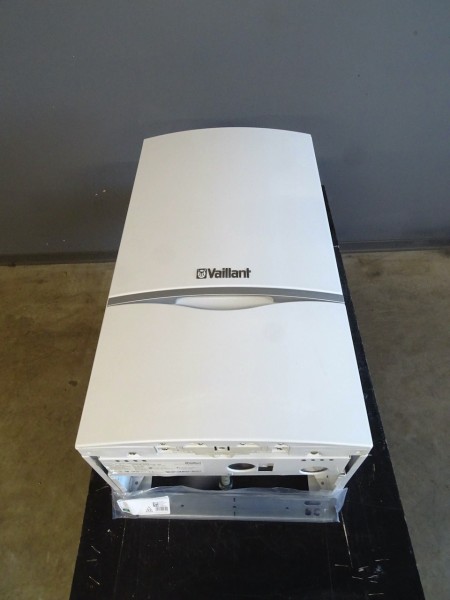 Vaillant atmoTEC exclusiv VCW DE 204/4-7-HL Gas-Kombi-Therme 20kW Bj.2014 Kamin