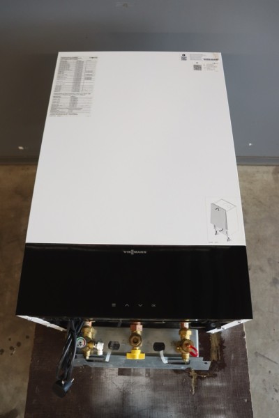 Viessmann Vitodens 200-W B2HF-19 Gas-Brennwert-Heiztherme 19kW Wandgerät BJ.2020
