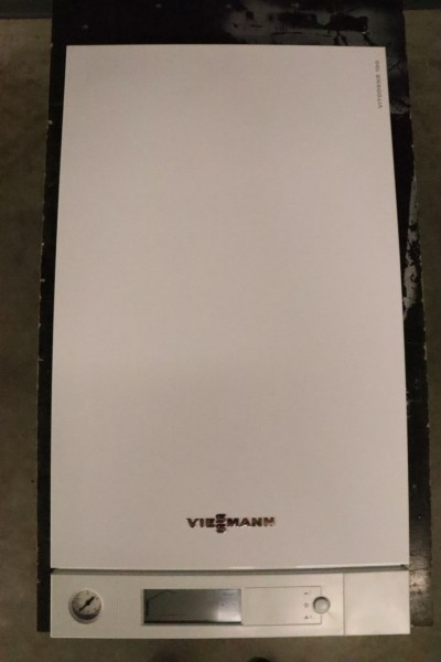 Viessmann Vitodens 100-W B1HC-19 Gas-Brennwert-Heiz-Therme 19kW Heizung Bj.2017
