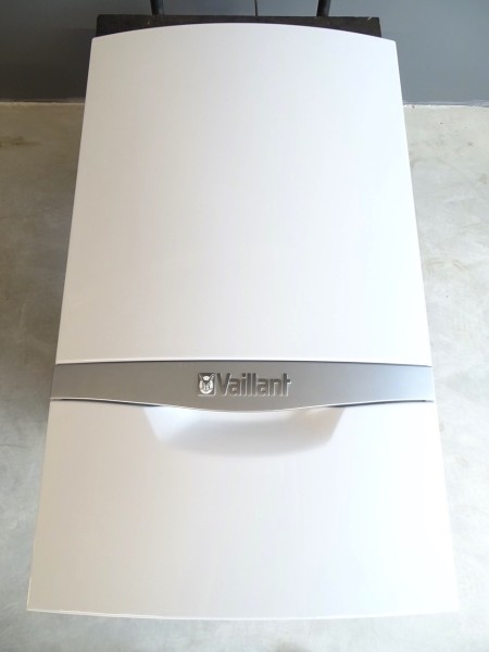 Vaillant ecoTEC plus VC DE 146/5-5 R2 Gas-Brennwert-Heiz-Therme 14 kW Bj. 2013